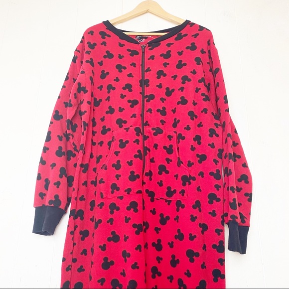 Disney Mickey Mouse Red & Black Mickey Footed PJ’s Women’s Size Large - Picture 1 of 10